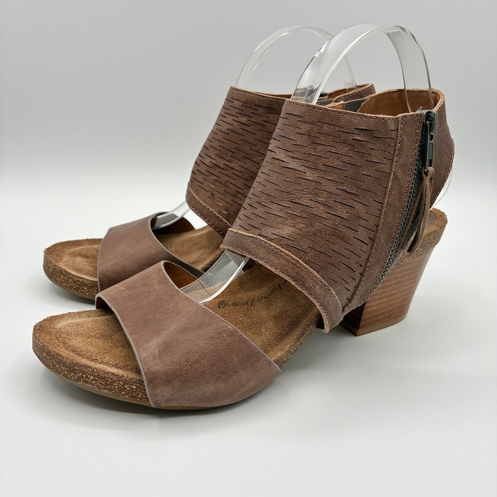 Sofft Milan Sandals Womens 10M Brown Leather Laser Cut Block Heels Gladiator